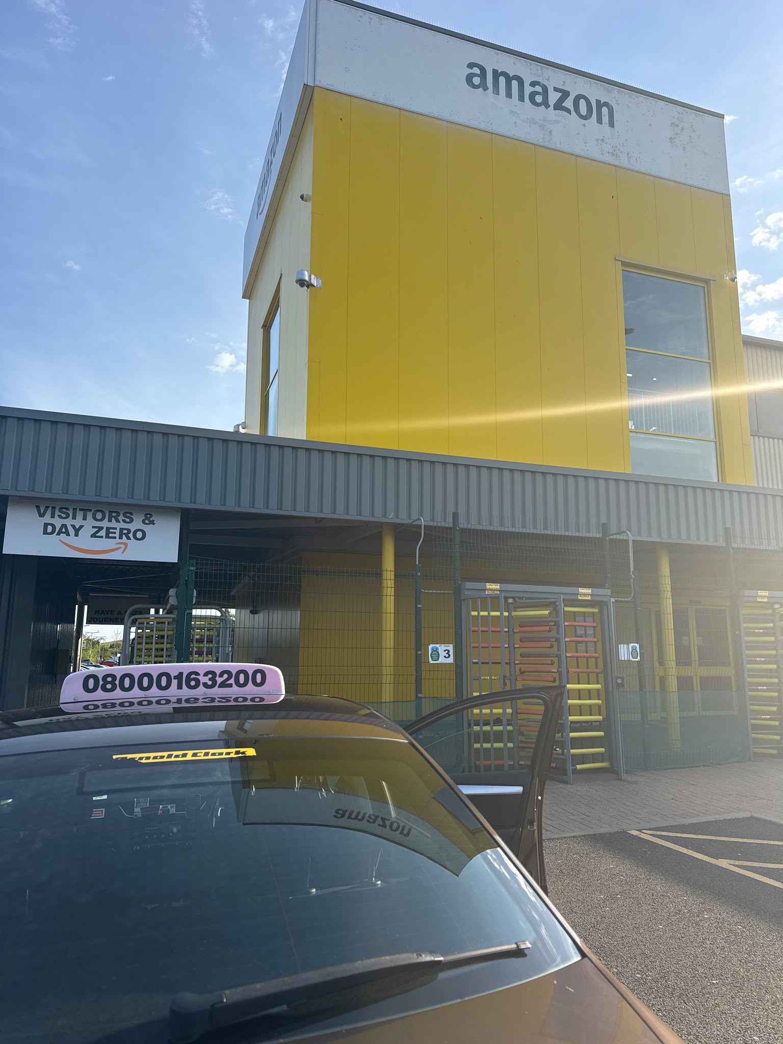 Local Travel Guide to Amzon Way, Dunfermline (KY11 8ST)